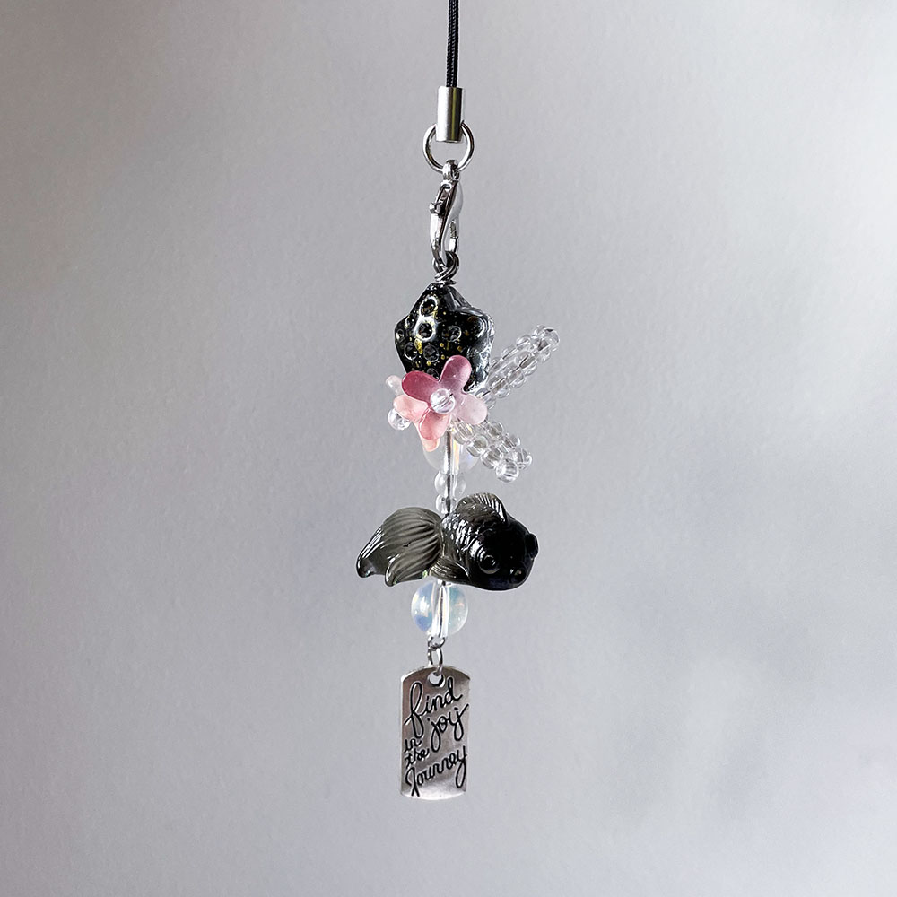 Black Goldfish Phone Charm Cha - Fashion Backpack Women recension och pris