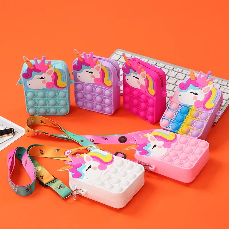 Magical Color-Changing Unicorn - Mini Backpack Purse recension och pris